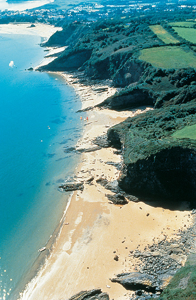 Coastline between Monkstone and Tenby